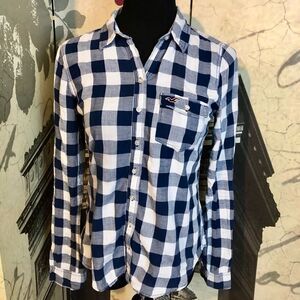 Nice shirt by Hollister in size medium Junior